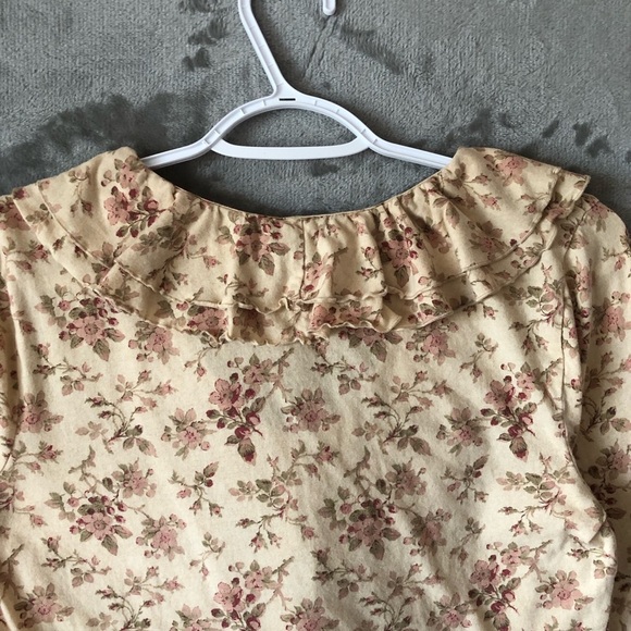 Lauren Jeans Co. Ruffle Neck Top Size S Long Sleeve Floral Cotton Old Money - Picture 11 of 14